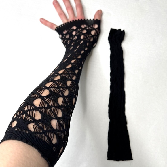 Black Fishnet Arm Warmers Cyber Goth Fingerless Gloves Cut Out Rave Apocalypse - Picture 1 of 5